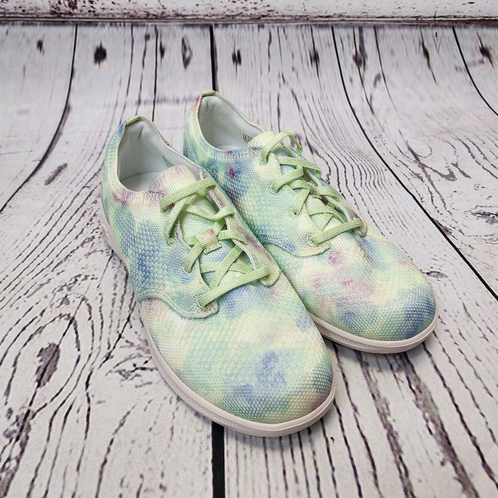 Skechers Showstopper‎ GO Step Lite Washable Knit Slip On Sneaker Size 8